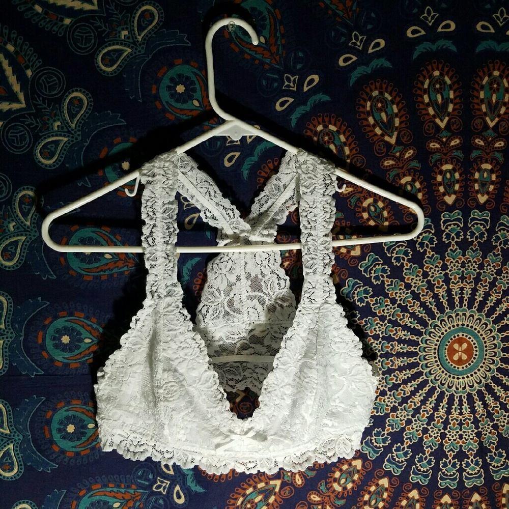 Tilly's White spandex Lace Bralette